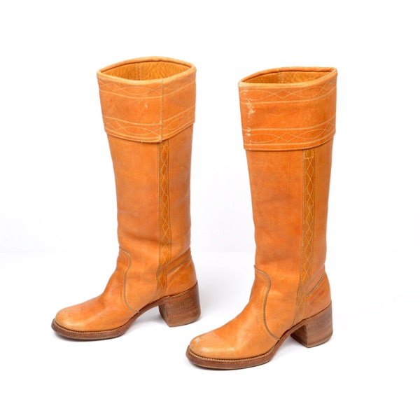 botas de Frye Vintage años 70 negro etiqueta botas gogo tracción en el talón apilado apenado campus de 1970 de cuero botas boho hippie mujer 6 6B