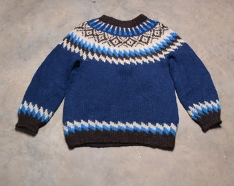 vintage fair isle sawtooth sweater folk ethnic handmade white gray blue wool men women unisex XL oversize chunky
