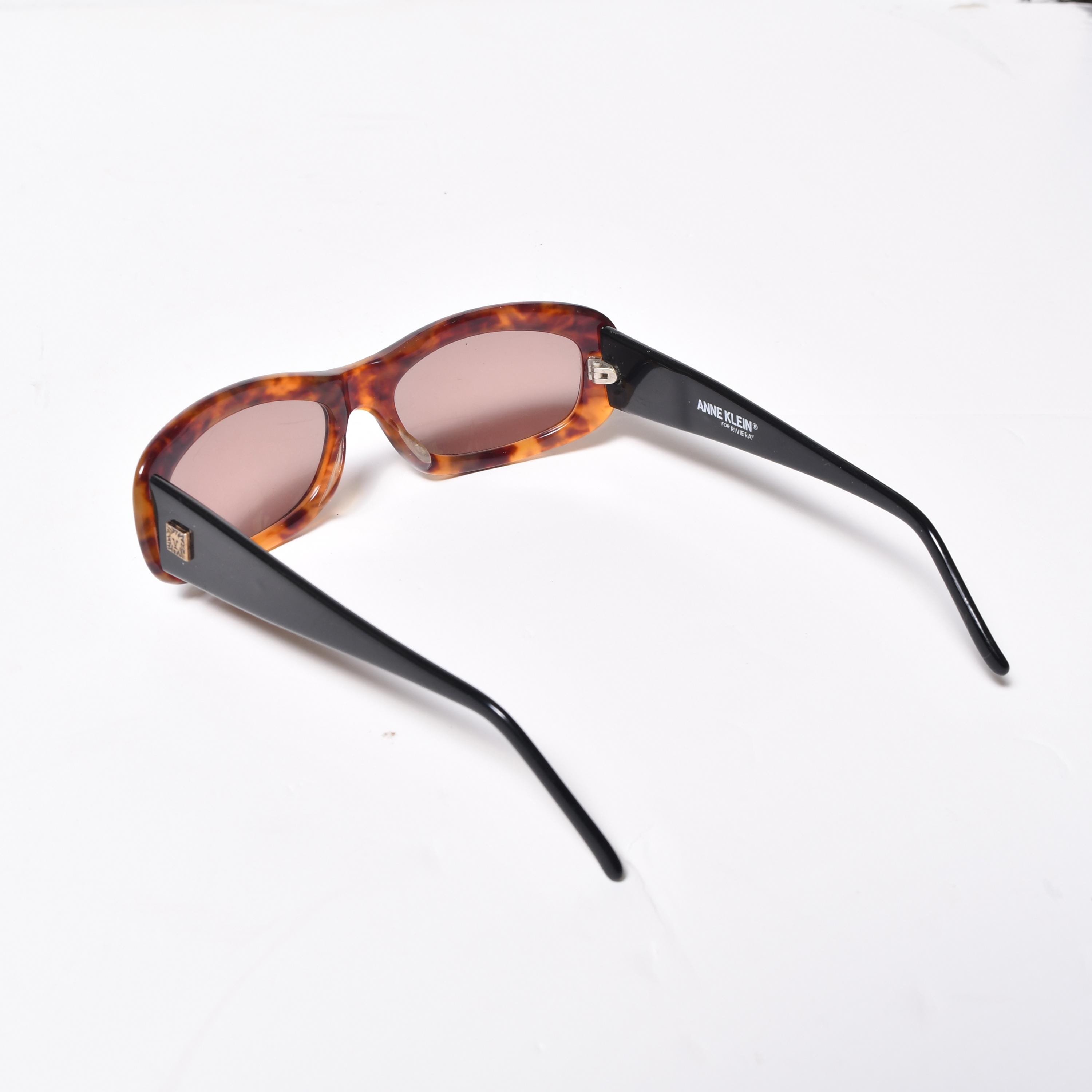 Vintage Anne Klein Riviera Brown Oval Sunglasses Frames Vintage Anne Klein Riviera Black Gold Oval Sunglasses Taiwan  main image 3