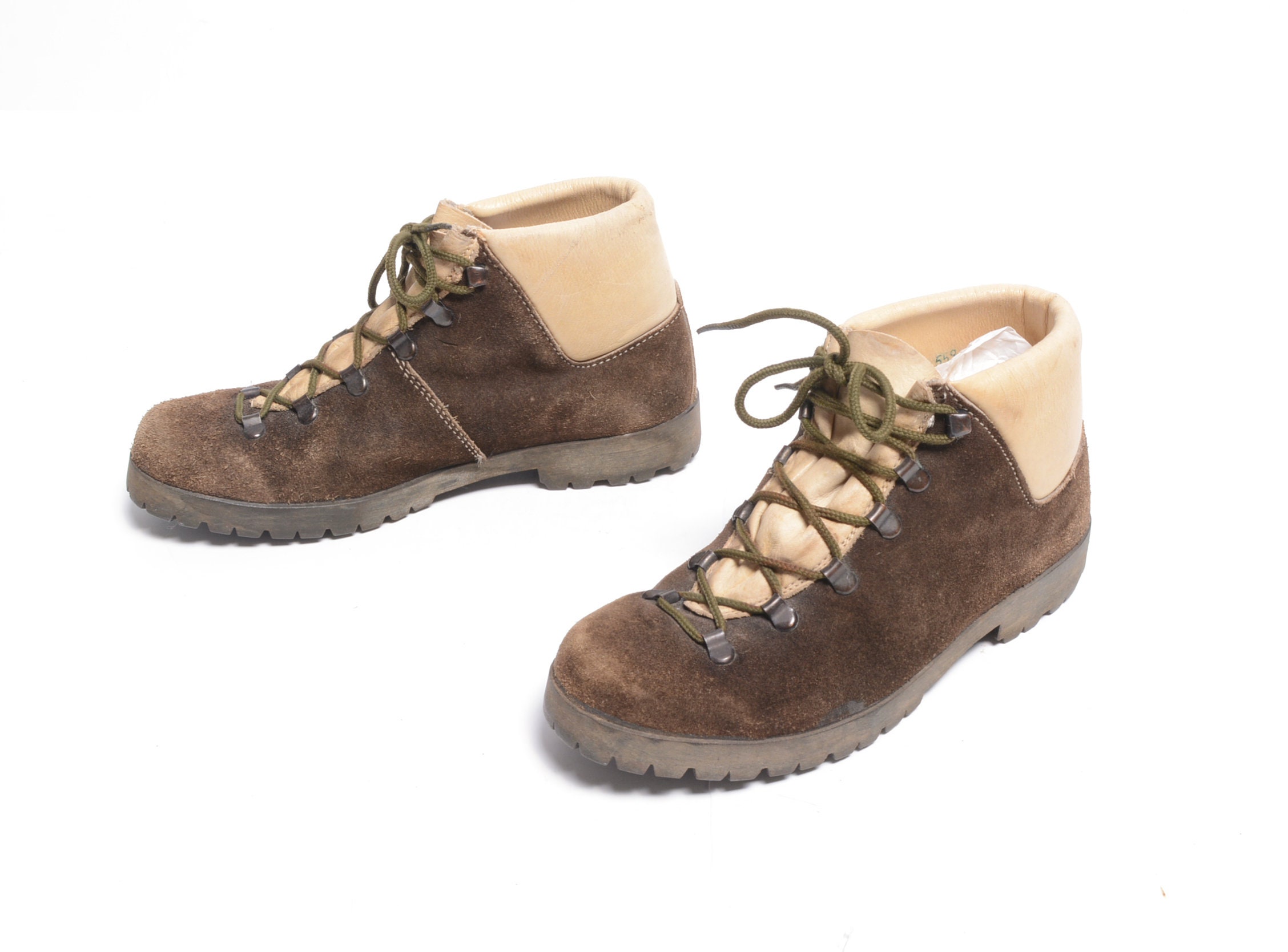 Mens boots shop vibram sole