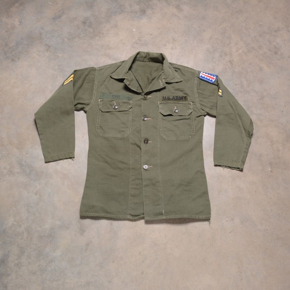 Chemise utilitaire de l armee americaine vintage des annees 50 chemise militaire de l epoque de la guerre de Coree des annees 1950 S M hommes femmes unisexe OG 197e infanterie Etsy France