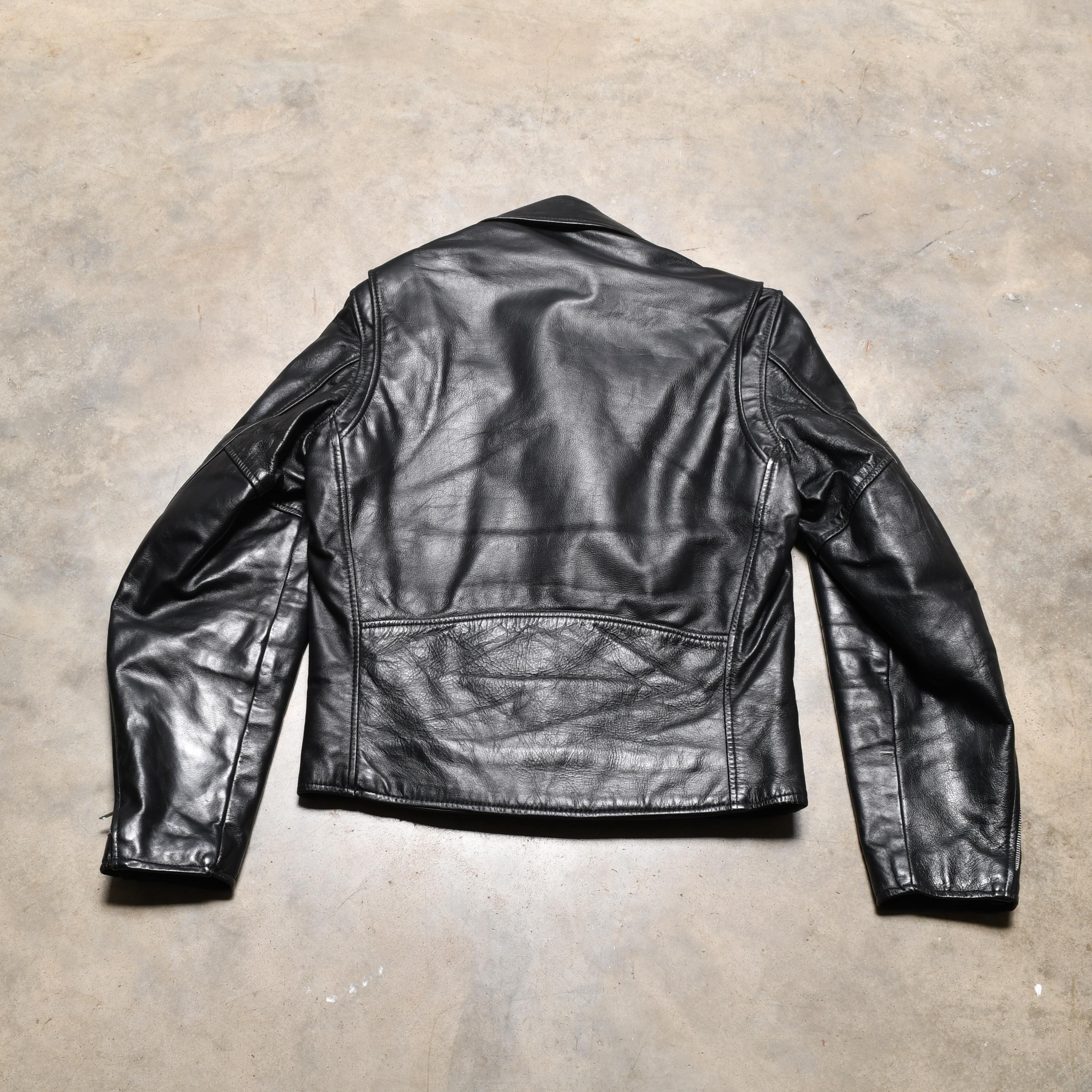 Vintage 70s Leather Motorcycle Jacket Park V Belt Waist 1970
