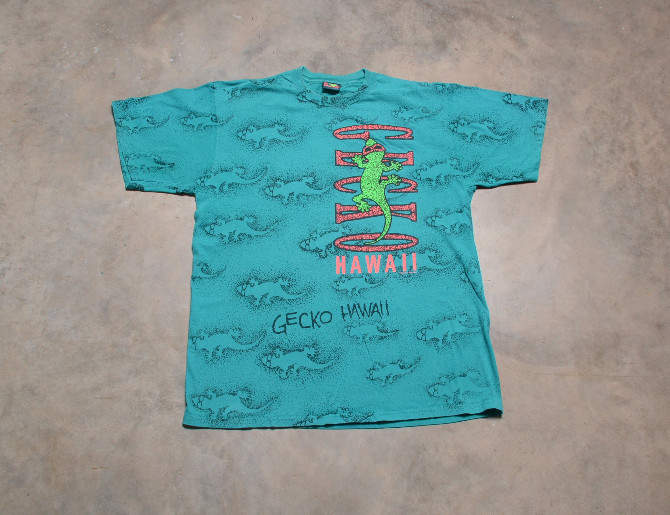 Vintage Gecko Hawaii - Etsy Vintage Gecko Hawaii - Etsy