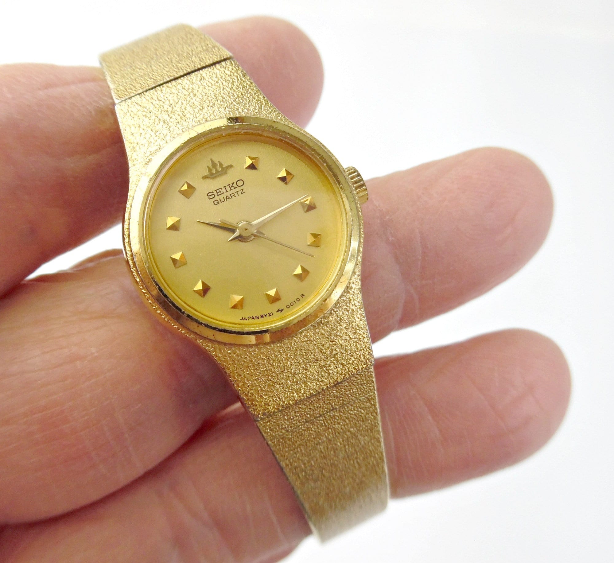 Vintage Ladies SEIKO Dress Watch Satin Gold Band Gold Face - Etsy