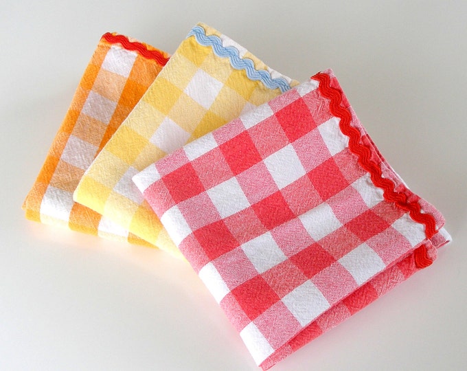 Vintage Kitchen Towels Set of 3 Cotton Gingham Ric Rac Red Yellow