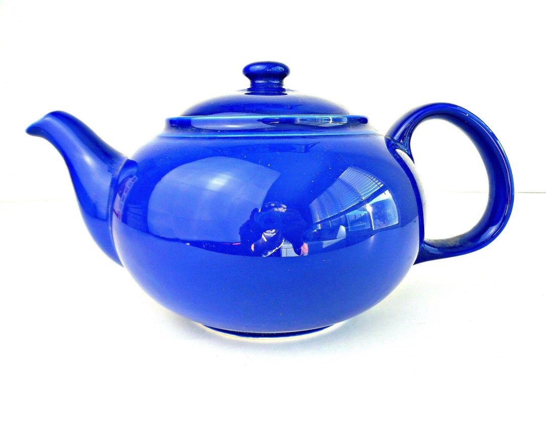 Vintage Royal Blue English Teapot, Large 32 Oz. Teapot, Made in England