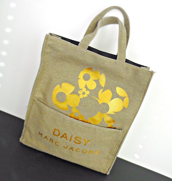 Large MARK JACOBS DAISY Tote, Woven Taupe and Gold
