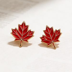 Red Maple Leaf Enamel Pin, Canada Flag Lapel Pin, Gold Silver Maple Brooch for Clothing Decor(1 pcs)