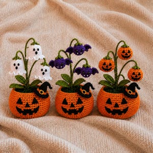 Halloween Crochet Decor, Ghost Bat Pumpkin Flower Pot, Spooky Desk Decor, Handmade Halloween Gift, Amigurumi Pumpkin