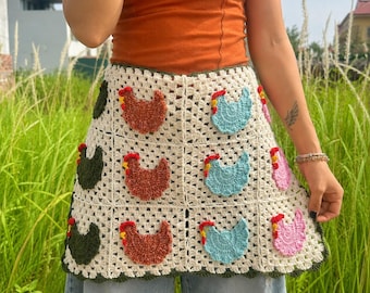 Personalized Crochet Egg Gathering Apron, 12 Pocket Chicken Egg Collecting Apron, Handmade Farm Gift for Chicken Lovers