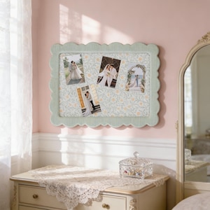 Sage Green Scalloped Pinboard | Fabric Memo Board with Vintage Floral Pattern | Wavy Photo Display Frame | Aesthetic Vision Board