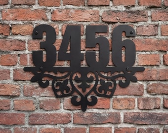 Personalisiertes Metalladressenschild, benutzerdefinierte Hausnummer Plaque, elegante Blumentürdekoration, einzigartiges Eingangsschild für das Zuhause