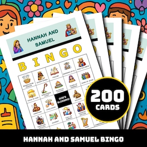 Può includere: Un set di carte "Bingo Hannah e Samuel" con illustrazioni colorate. Le carte presentano immagini e testo relativi a storie bibliche. Un cerchio nero mostra "200 CARTE". Lo sfondo è un vivace motivo di personaggi dei cartoni animati e fiori.