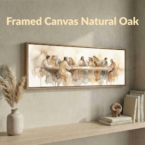 K&ouml;nnte beinhalten: Gerahmter Leinwanddruck mit einem Rahmen aus nat&uuml;rlicher Eiche. Das Kunstwerk zeigt eine Aquarellmalerei einer Gruppe von Personen, die an einem langen Tisch sitzen. Der Text "Framed Canvas Natural Oak" ist oben angezeigt.