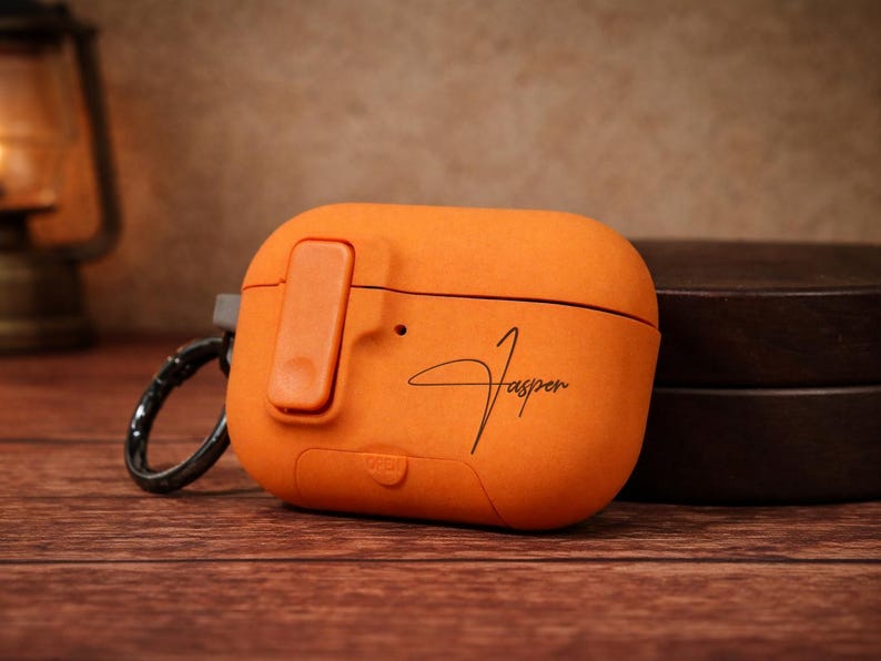 Personalisierte benutzerdefinierte Name Harz AirPods Hülle/Abdeckung mit Clip Cases/Männer kundengerechtes Geschenk für Air Pod 1 2 3 4 Pro Bild 8
