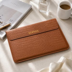 Croc 14-tums laptopfodral - Personligt PU-läderfodral: Präglat datorfodral 13,8"-15,4", Företagspresent | Laptopställ