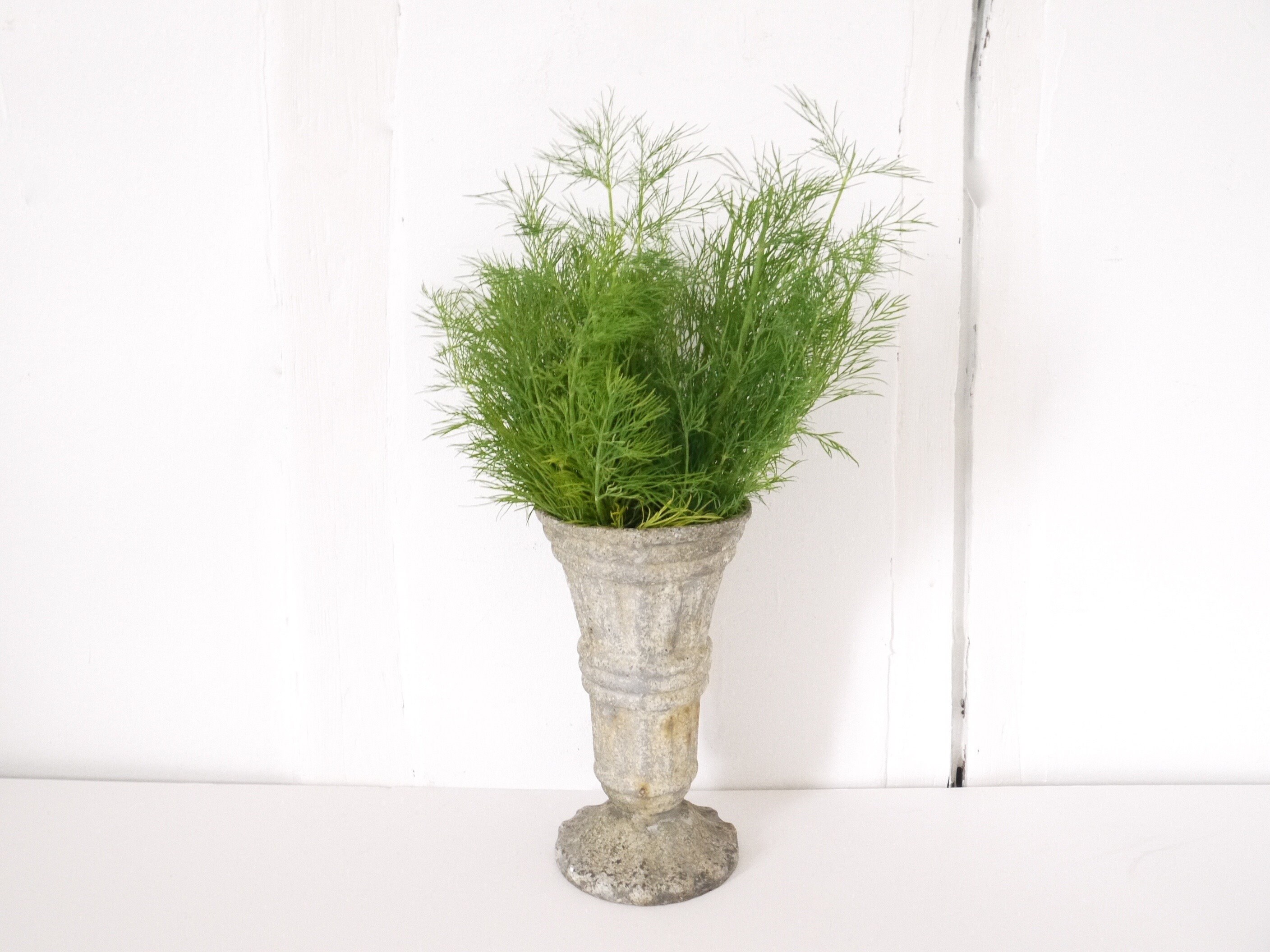 Vase en Fonte Vintage Français