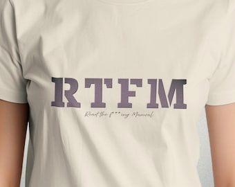 Rolig teknisk support-tröja, RTFM-läsning av manualen, systemadmin-present, ingenjörshumor, helpdesk-tröja, sarkastisk kontorspresent, mekanikerpresent