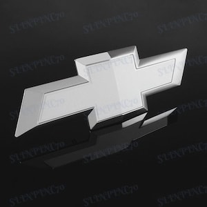 Emblema de corbatín blanco para parrilla delantera de Chevy Silverado 1500 (2014-2015): insignia de repuesto con el logotipo de camioneta GM Chevrolet, estilo OEM.