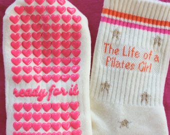Calcetines antideslizantes "Life of a Pilates Girl" con estrellas brillantes para Pilates, barra, yoga, Lagree Solidcore, tallas EE. UU. 5-10 / UE 35-41