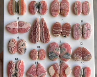 Paar natuurlijke rhodochrosietcabochon: bijpassende edelstenen voor het maken van sieraden