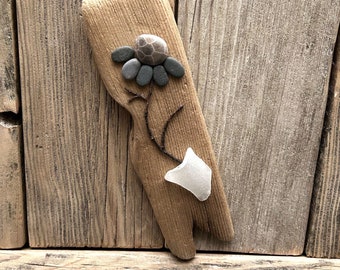 Petoskey Stone Flower on Driftwood // Pebble Art //  Petoskey Stone // Rock art // Driftwood Art
