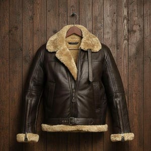 Men&#39;s B3 Bomber Jacket: Real Shearling Sheepskin Aviator Jacket