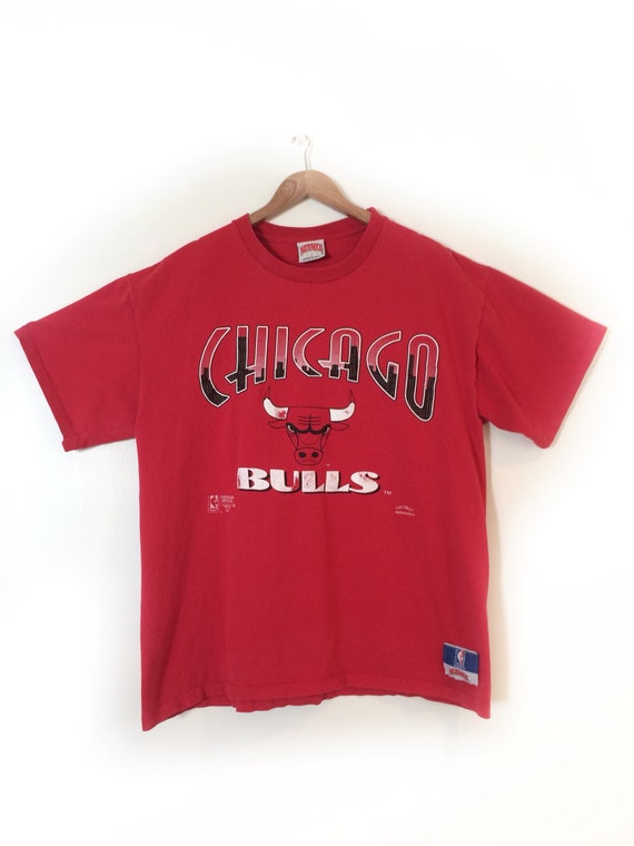 retro bulls t shirt