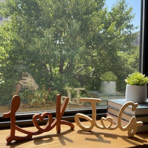 Letrero con iniciales de pareja / Letrero de madera personalizado con nombre / Regalo de San Valentín o de boda imagen 9