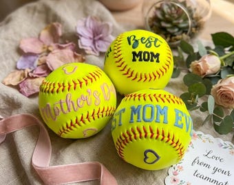 Pelota de softbol y béisbol bordada personalizada / Pelota de recuerdo para mamá / Regalo del Día de la Madre de parte de los niños