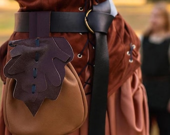 Riñonera de hojas de la Feria del Renacimiento, riñonera de cuero gótica medieval, accesorio vikingo steampunk para LARP, riñonera pirata para cosplay de fantasía renacentista.