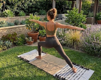 Handgewebte Boho Yogamatte, Meditationsteppich aus Baumwolle, Neutraler Bodenläufer, Workout-Matte, Minimalistischer Wohndekor-Teppich, Umweltfreundlicher Gebetsteppich