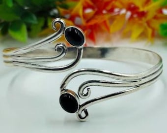 Handgemaakte sterlingzilveren zwarte onyx-manchet: verstelbare boho-armband