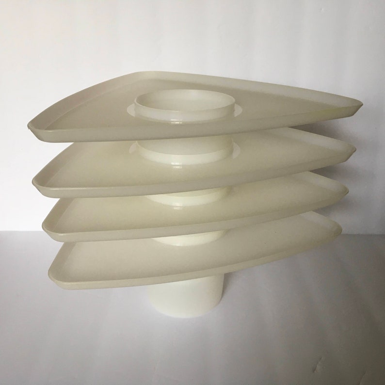 4 Vintage Tupperware 734 Sheer Triangle Snack Trays with Cup Holder RARE