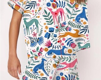 Conjunto de pijama de satén con estampado floral de galgo y whippet, ropa de dormir para amantes de los perros, pijamas de manga corta y manga larga, pijamas de seda con botones para mujer.