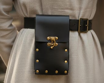 Medieval Leather Belt Pouch – Viking Renaissance Waist Bag in Brown & Black