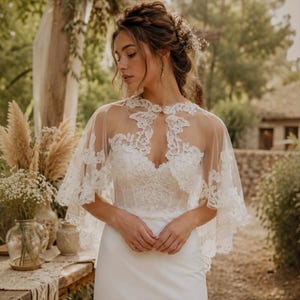 lace coverlet for wedding dress Wedding dress options with detachable lace coverlets and straps