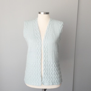 Soft Wool Knit Vest – Handmade Women’s Clothing Gift