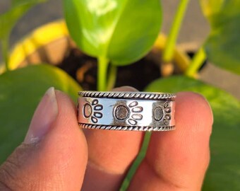 Sterling Silver Boho Band Ring | Oxidized Floral Paw Print Design, Minimalist Everyday Jewelry