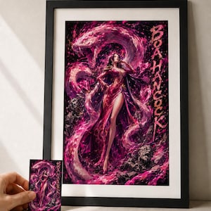 Peut inclure: Une impression d'art verticale encadrée représentant une silhouette aux cheveux sombres vêtue d'une longue robe rouge, entourée d'un grand serpent rose lumineux. Le texte "BOA HANCOCK" est écrit en rose verticalement sur la droite.