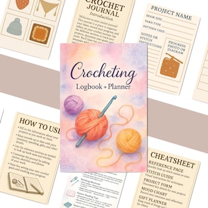 Könnte beinhalten: Ein Häkel-Logbuch und -Planer mit Aquarelldesign. Das Cover zeigt das Wort "Crocheting" und Illustrationen von Wollknäueln und einem Häkelhaken. Zusätzliche Seiten enthalten Projektdetails, Stichanleitungen und eine Stimmungstabelle.