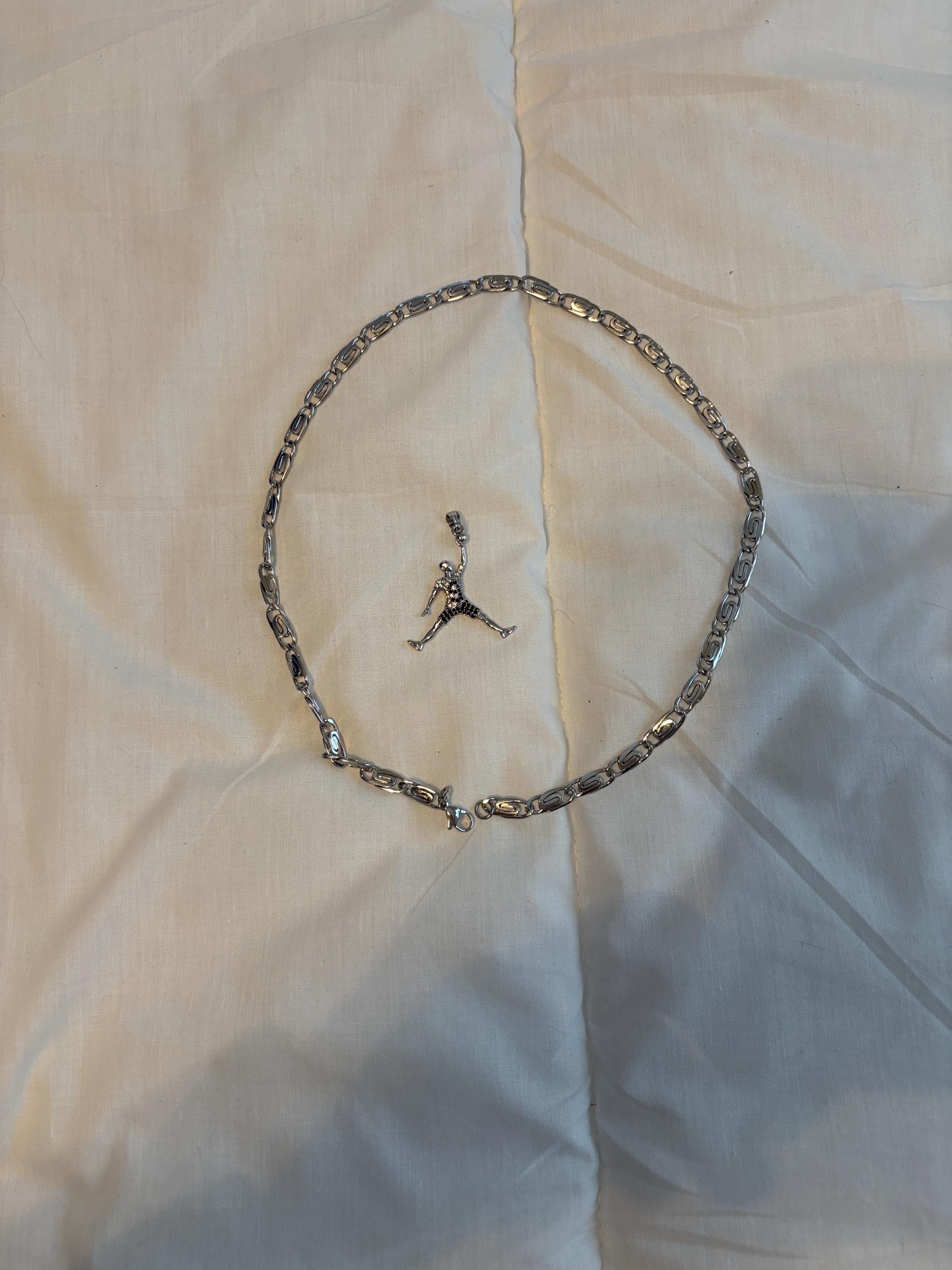 Jordan necklace - Etsy 日本