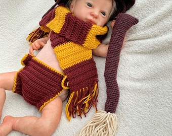 Potter Baby Crochet Costume for Photoshoots - Potter crochet costume English PDF Pattern. Sorting crochet hat for babies.