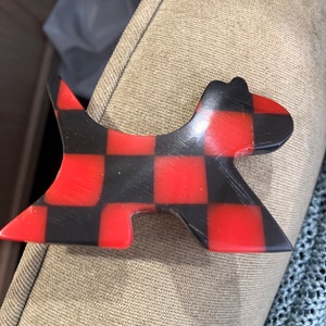 Vintage  black red  lucite scottie scotty terrier westie dog pin