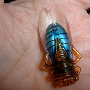 vintage lucite cicada cigale  bug pin clear neon blue