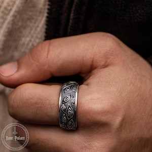 Evil Eye Ring: Stainless Steel Gothic Norse Protection Band