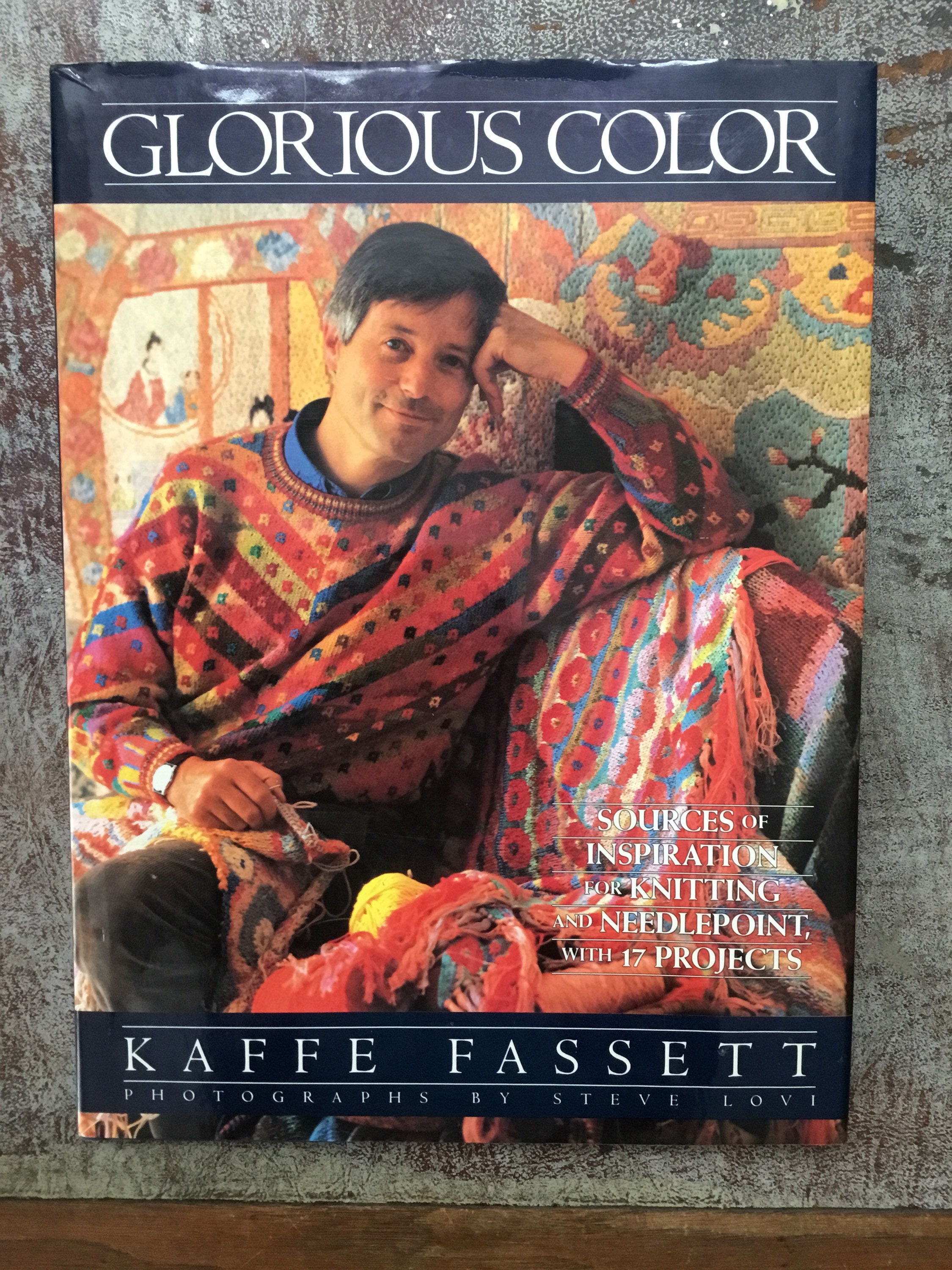 Glorious Color: Sources of Inspiration for Knitting and Needlepoint, with 17 Projects [Book]