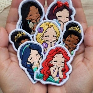 Magische prinses geborduurde patches - schattige appliqué stripfiguur - doe-het-zelf opstrijkpatch voor kinderkleding