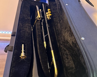 Trombón de válvulas premium en sib tono negro lacado en oro con estuche y boquilla