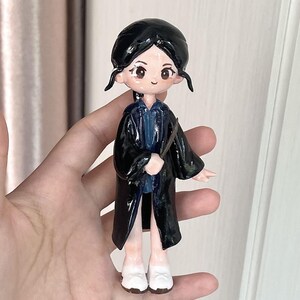 Personalizza statuette in pietra fatte a mano, regali e souvenir per amici, familiari e coppie